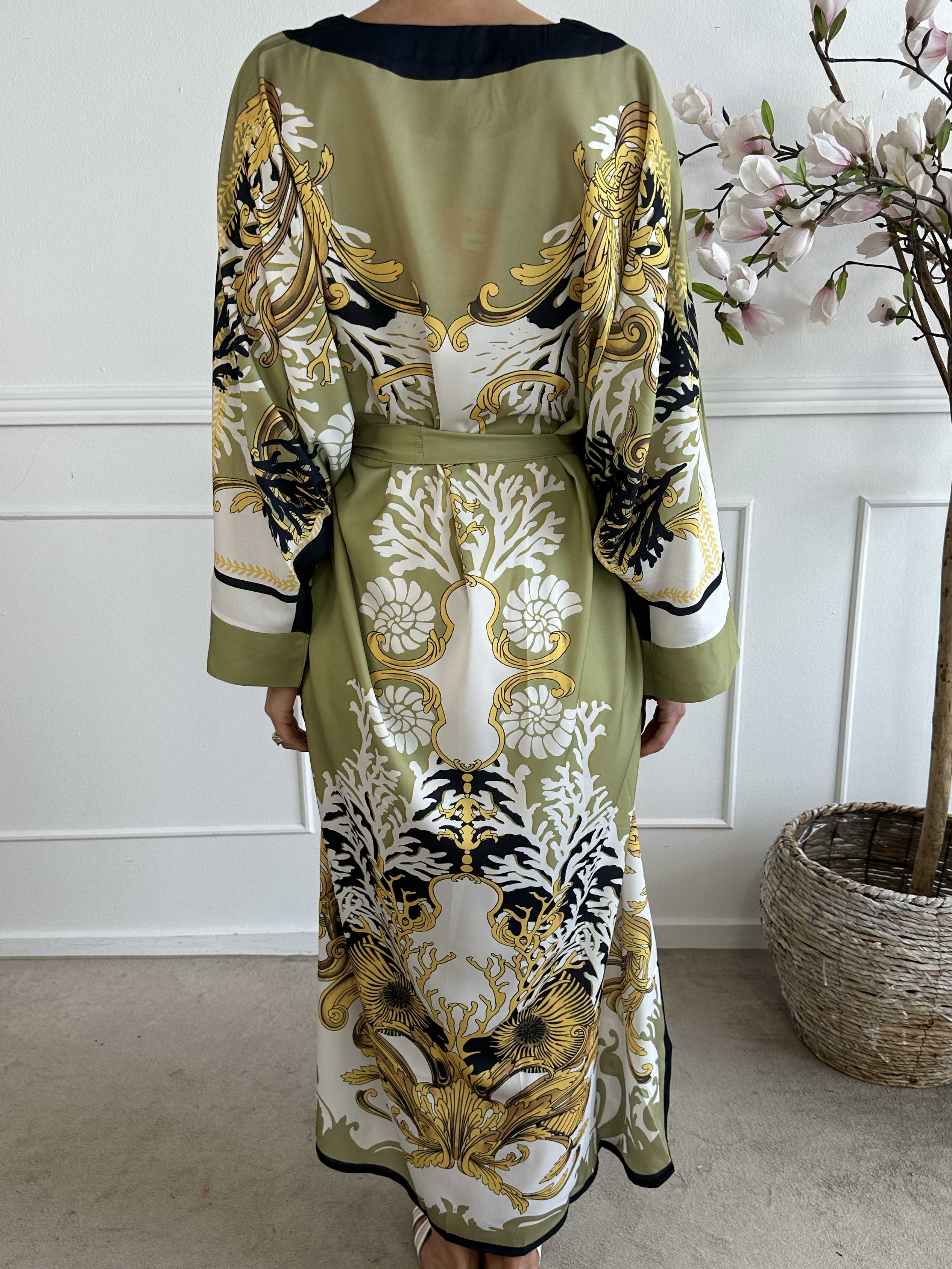 Goddess Dress - Lang mønstret tunikakjole med bindebånd